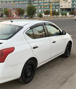 نيسان صني